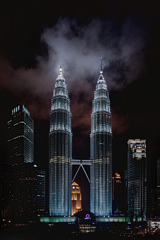 Petronas Two Towers at night